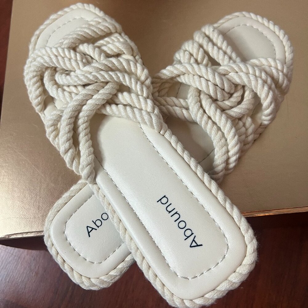 Abound- Sandi Ivory/Cream Roman Rope Twist Braided Slip On Flat Sandal Sz 8